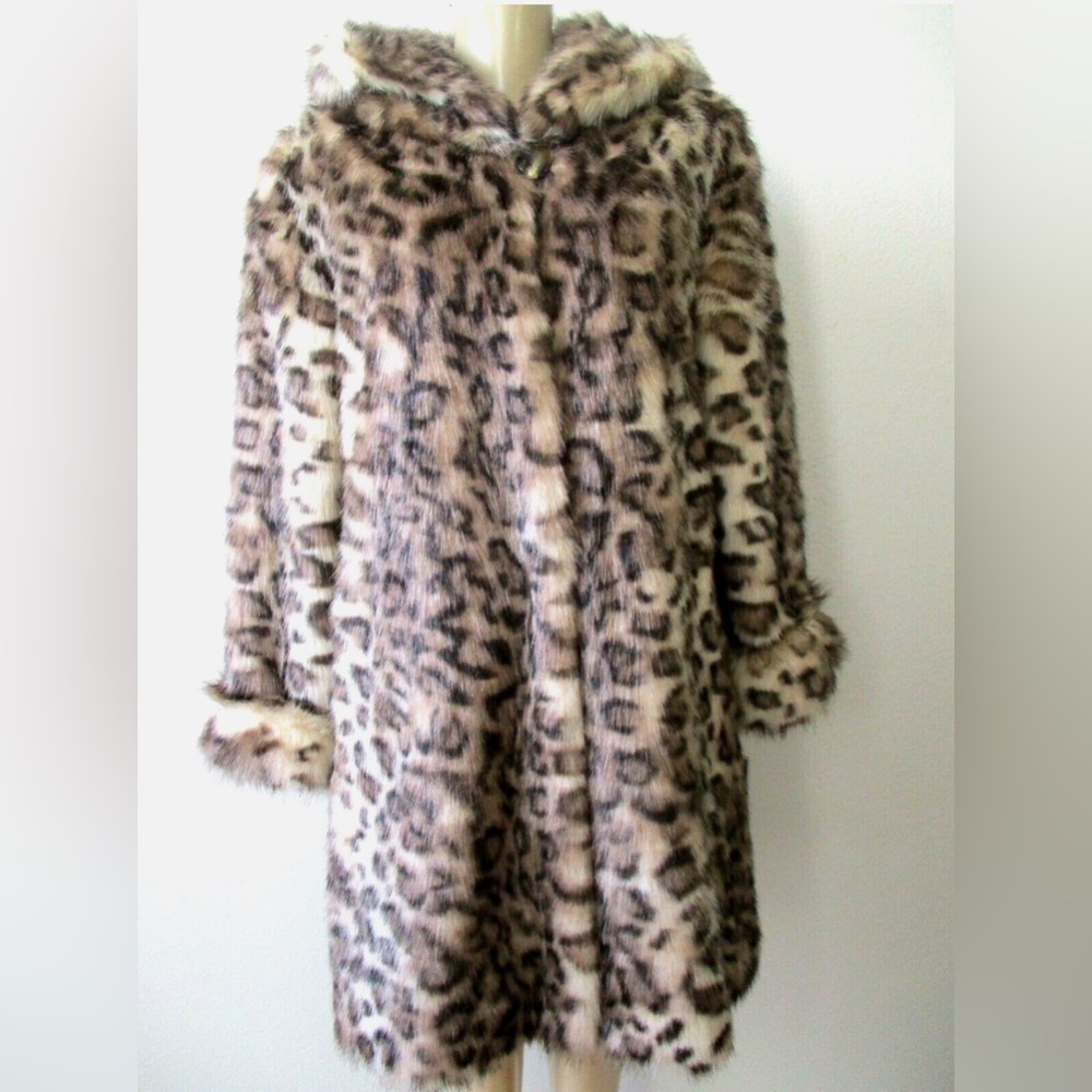 NWT PAMELA MCCOY COLLECTION LEOPARD DESIGN FAUX FUR LONG SLEEVE HOODED COAT 1X